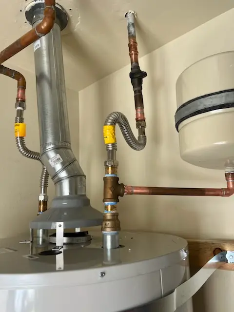 Water heater installation and plumbing repair in Sunset Hills